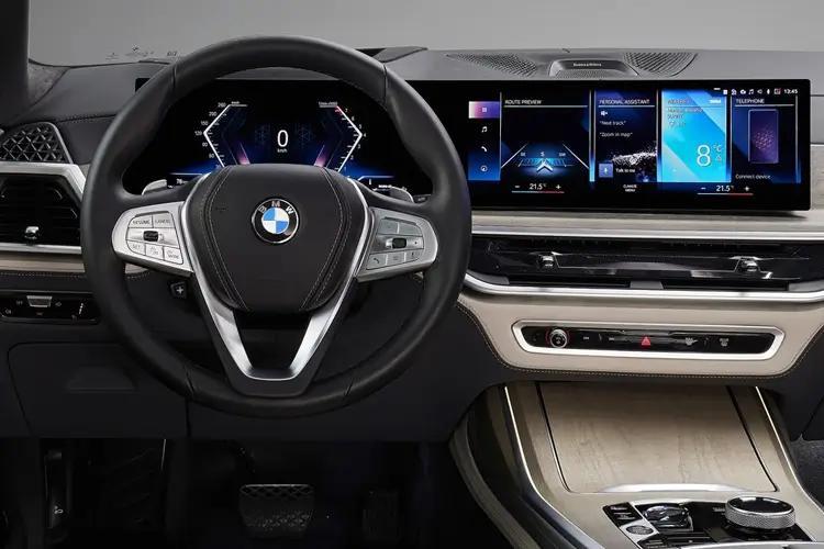 BMW X7 Dashboard View