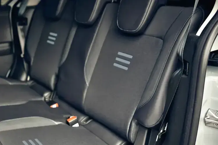 FORD TOURNEO COURIER Detail View