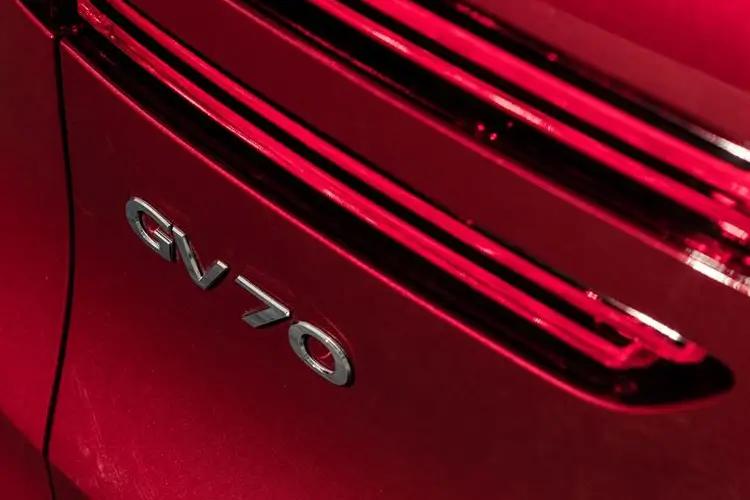GENESIS GV70 Detail View