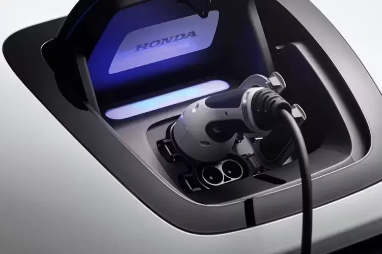 HONDA HONDA e Detail View