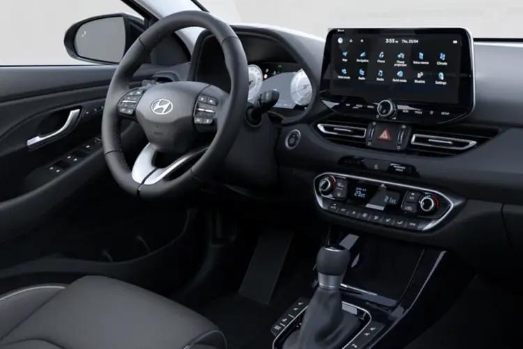 HYUNDAI i30 Dashboard View