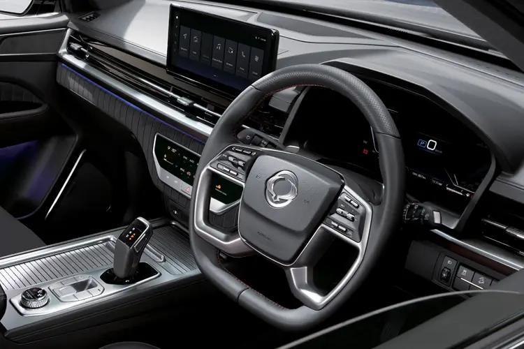 KGM REXTON Dashboard View