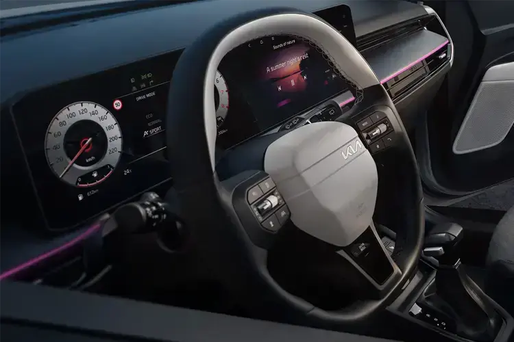 KIA STONIC Dashboard View