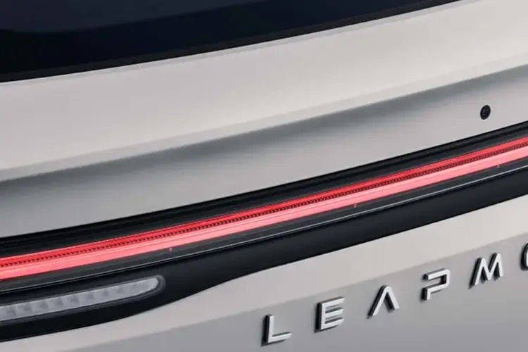 LEAPMOTOR C10 Detail View