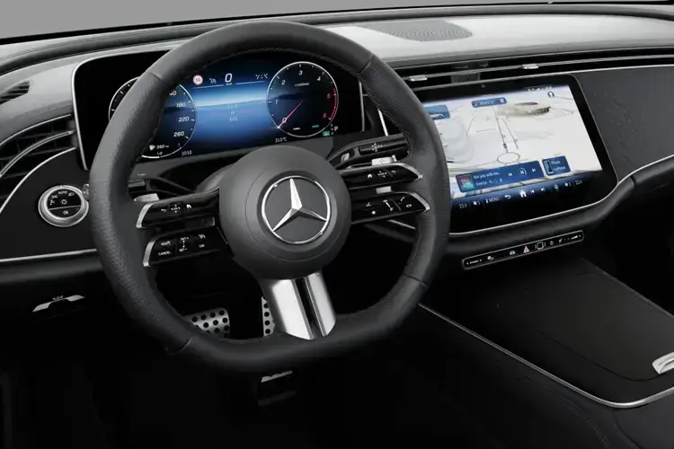 MERCEDES E CLASS Dashboard View