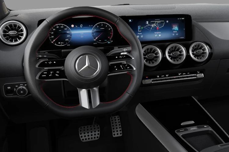 MERCEDES GLA Dashboard View