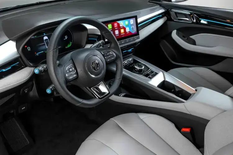 MG MG5 Dashboard View