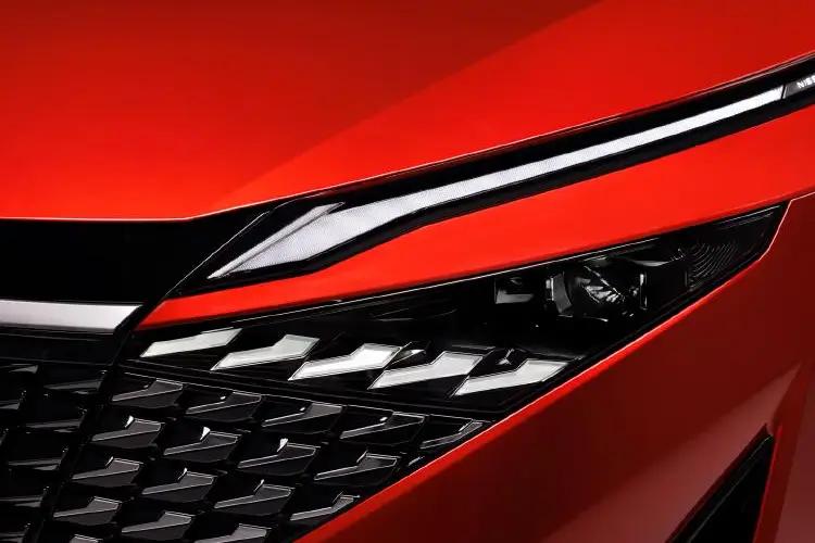 NISSAN QASHQAI Detail View