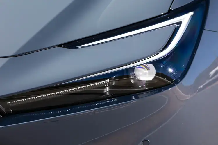 TOYOTA PRIUS Detail View