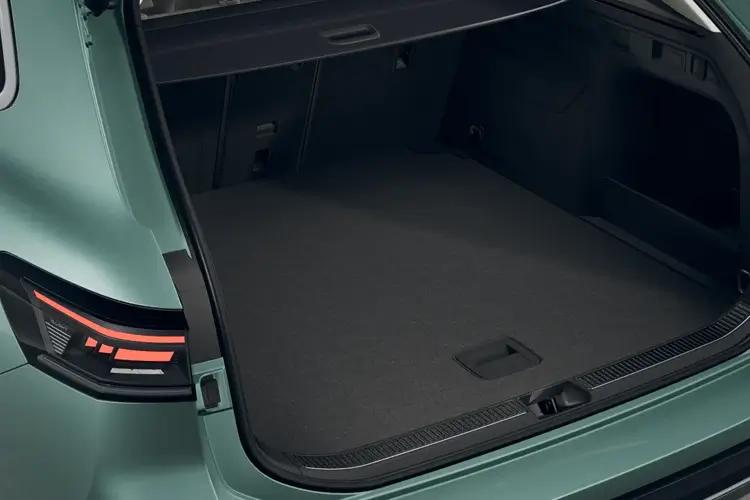 VOLKSWAGEN PASSAT Detail View