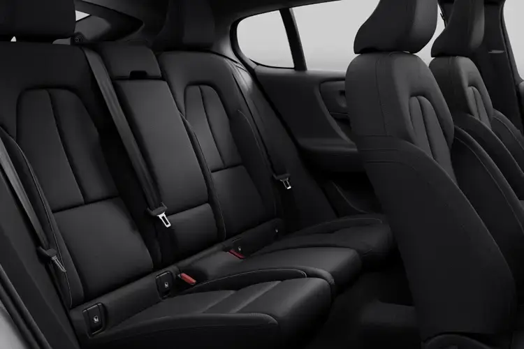 VOLVO EC40 Detail View