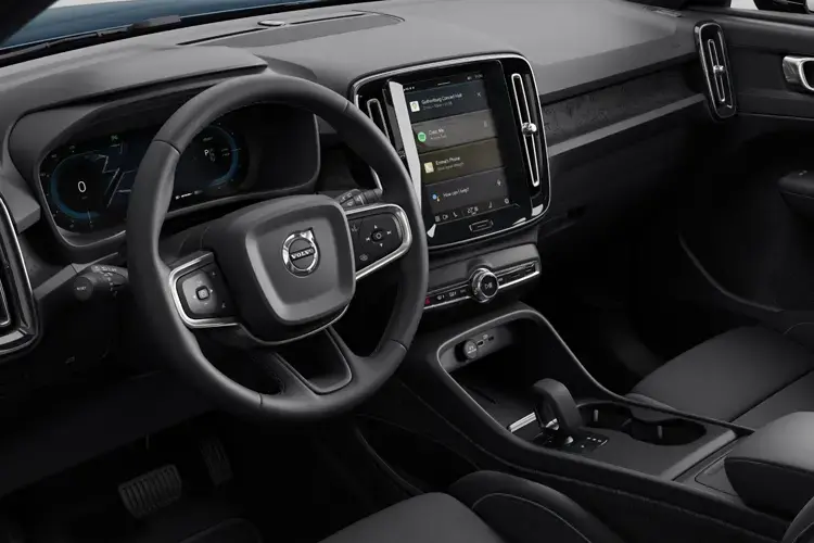 VOLVO EX40 Dashboard View