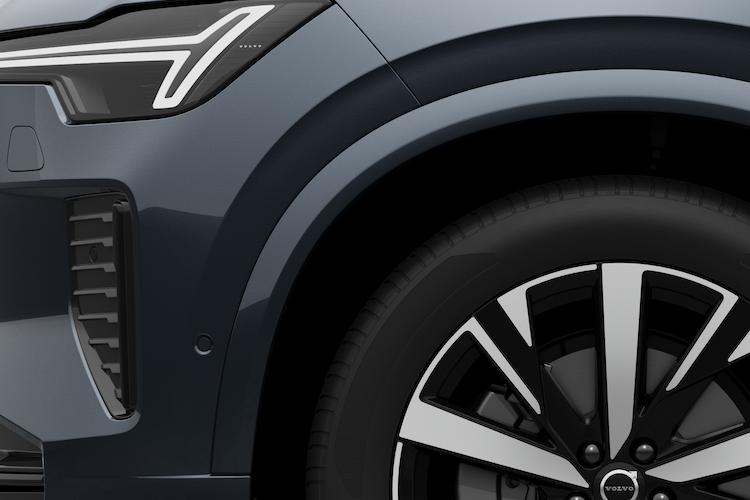 VOLVO XC90 Detail View