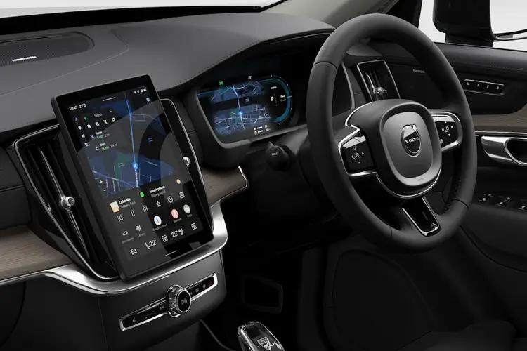 VOLVO XC90 Dashboard View